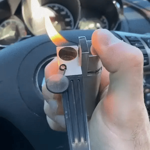 Foldable Pipe Lighter GIF